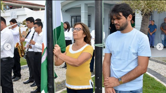 Hasteamento das bandeiras celebram a festa da independência do nosso país em Assunção.